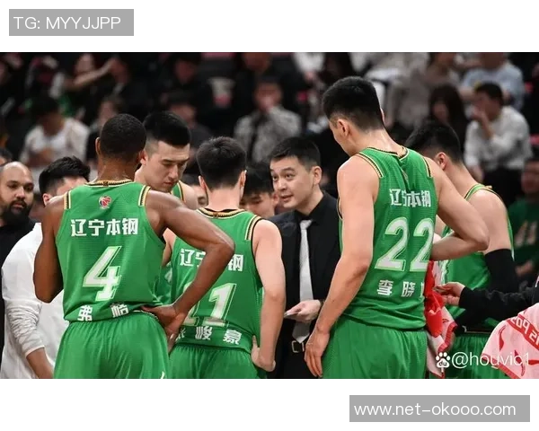 CBA联赛激战正酣深圳队迎战辽宁队争夺季后赛席位