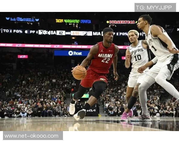 布兰登英格拉姆的篮球之路：从新秀到全明星的蜕变与挑战